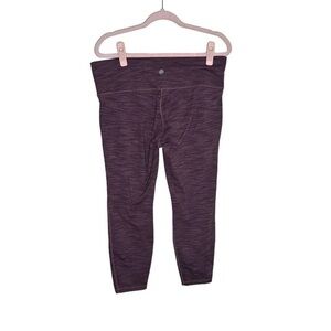 Athleta Energy Power Up Capri Leggings Size XL Maroon Heather